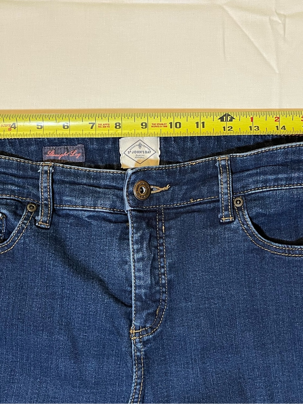 St Johns Bay Straight Leg Jeans Womens Size 12 Dark Wash Stretch Denim Classic - Picture 3 of 5